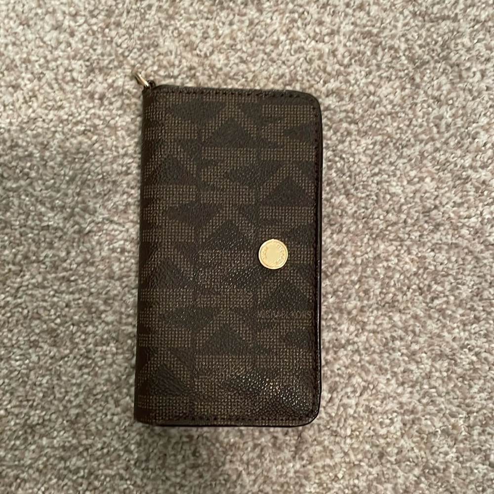 Michael Kors wallet